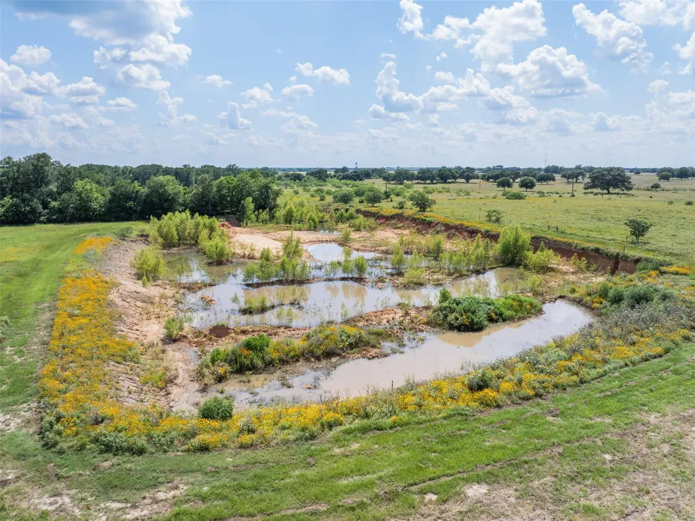 County Road 268 Snook, TX 77878