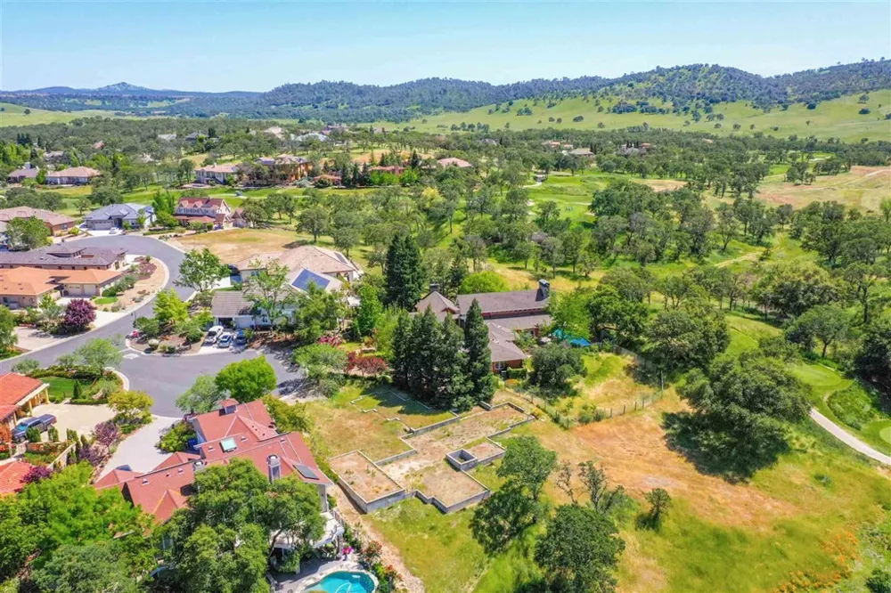 30 White Oak Copperopolis, CA 95228