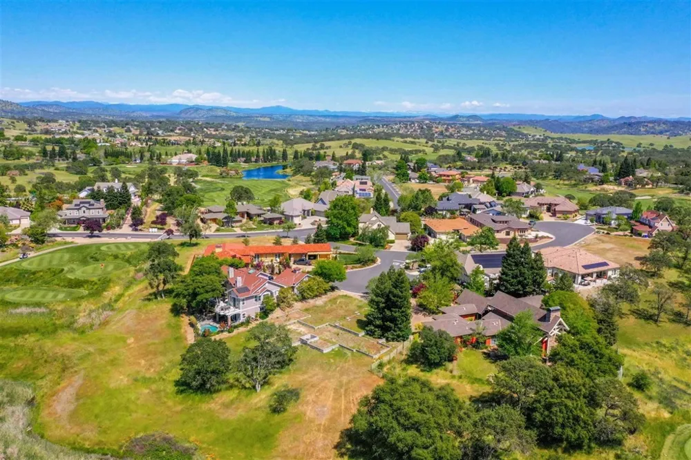 30 White Oak Copperopolis, CA 95228