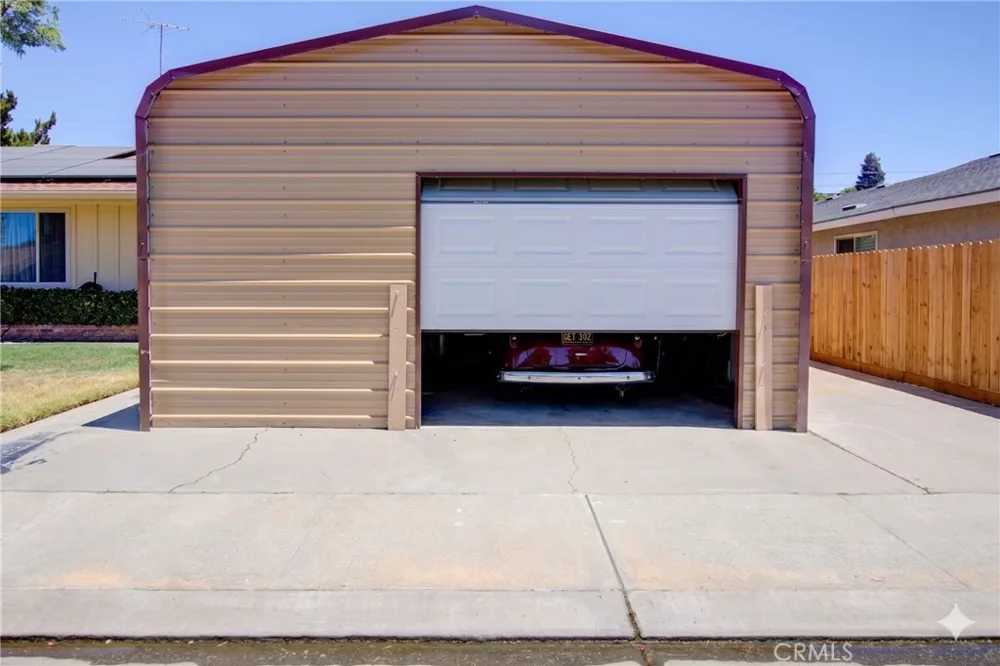 105 Gill Way Chowchilla, CA 93610