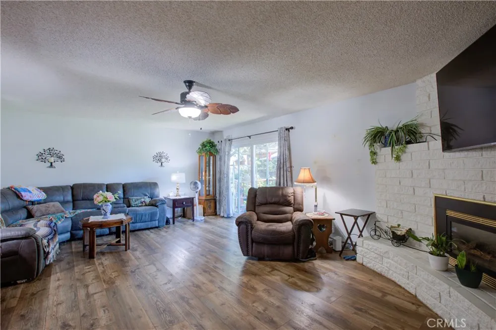 105 Gill Way Chowchilla, CA 93610