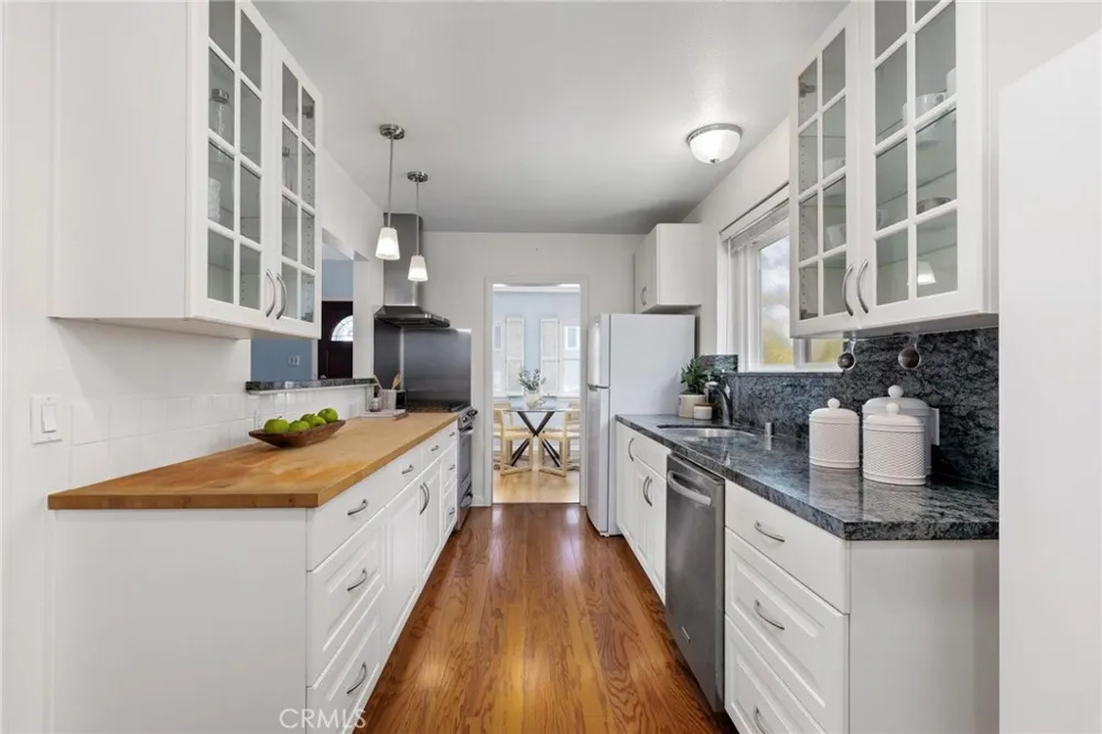 540 24th Street Manhattan Beach, CA 90266