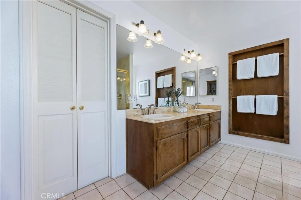 540 24th Street Manhattan Beach, CA 90266