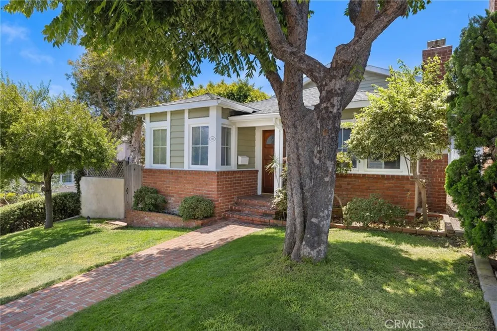 540 24th Street Manhattan Beach, CA 90266