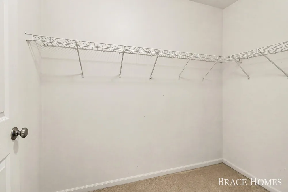1776 Grand Court NE Grand Rapids, MI 49525