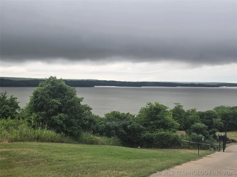 418114 E 1218 ROAD E Eufaula, OK 74432