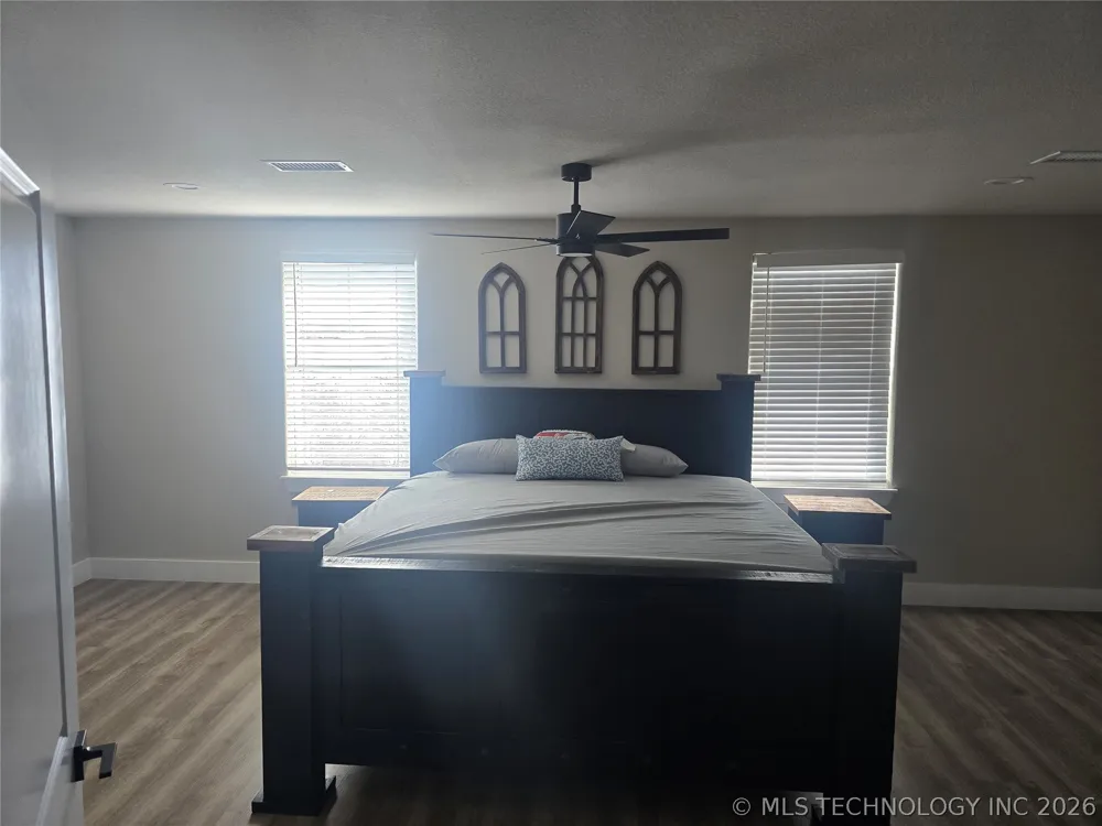 418114 E 1218 ROAD E Eufaula, OK 74432