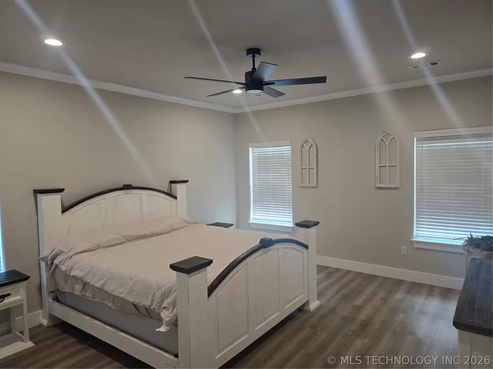 418114 E 1218 ROAD E Eufaula, OK 74432