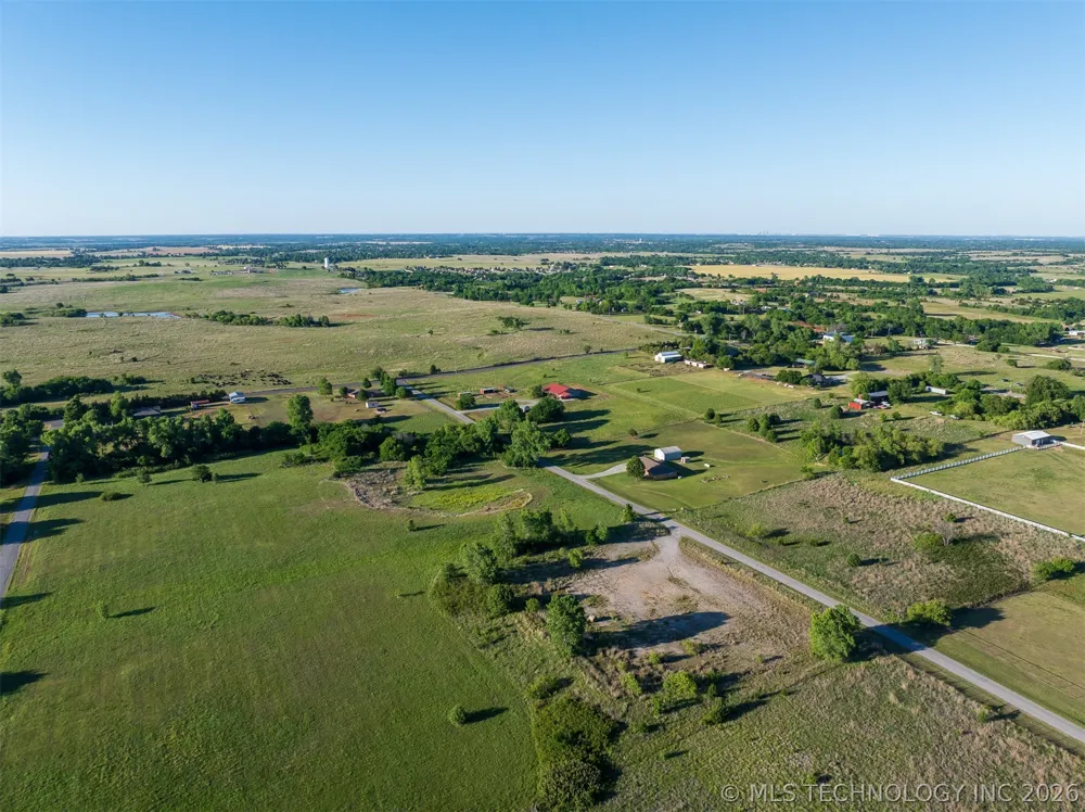4 W County Road Tuttle, OK 73089
