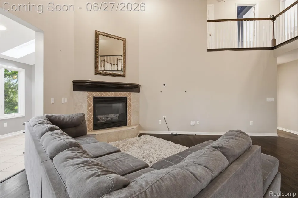 9015 Huron Bluffs Drive White Lake Charter Township, MI 48386