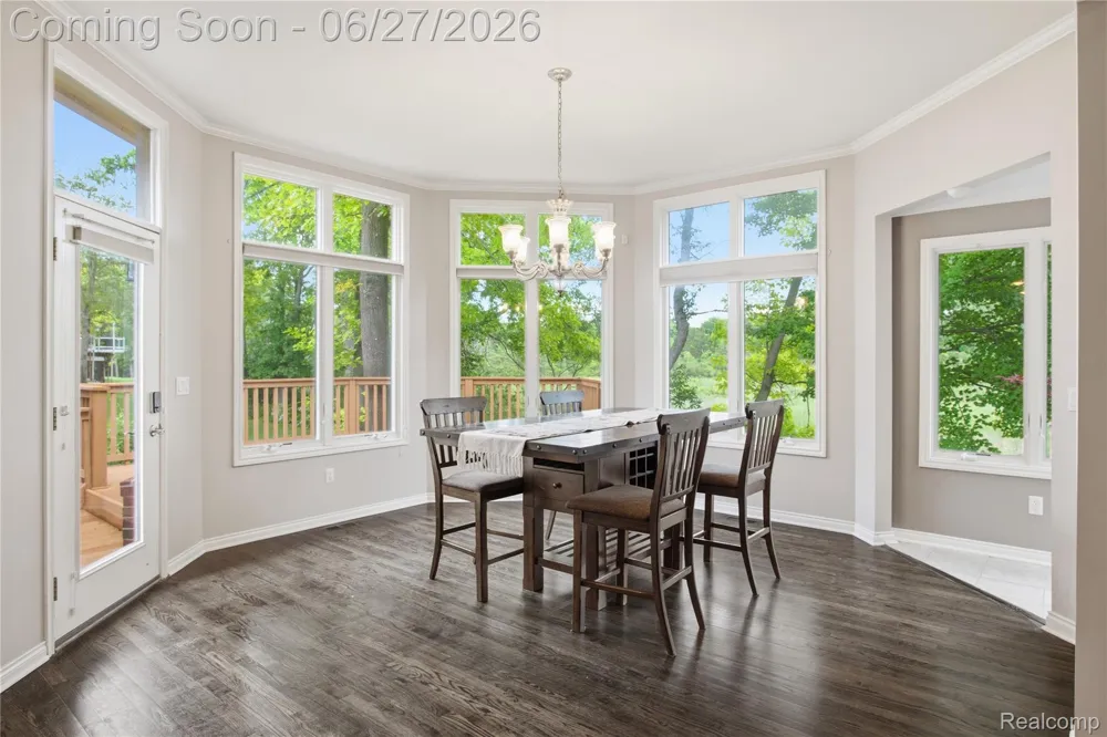9015 Huron Bluffs Drive White Lake Charter Township, MI 48386