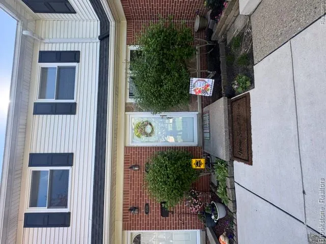 45746 Kensington Utica City, MI 48317