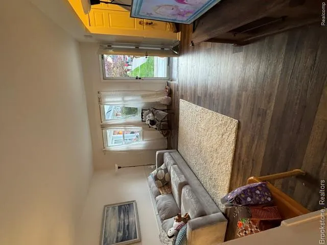 45746 Kensington Utica City, MI 48317