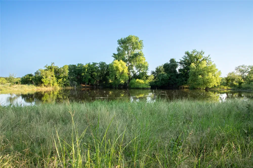 1320 Tidwell Weatherford, TX 76462