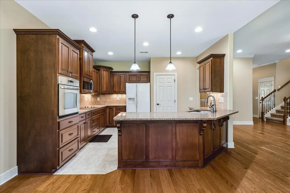 112 Silverstone Ln Hermitage, TN 37076