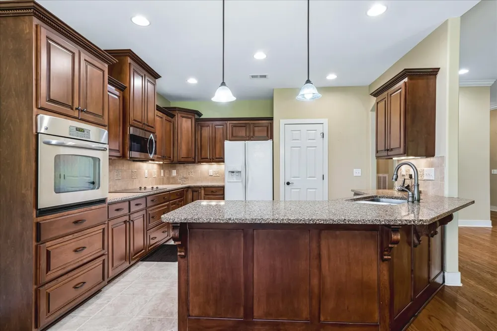 112 Silverstone Ln Hermitage, TN 37076