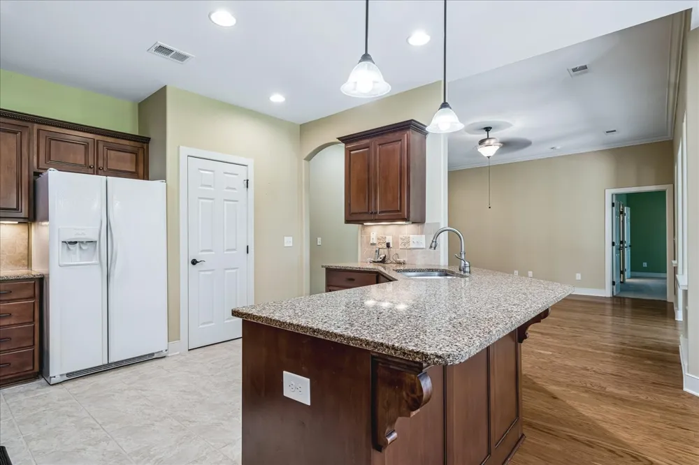 112 Silverstone Ln Hermitage, TN 37076