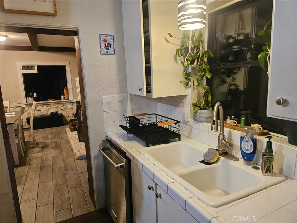 35256 Acacia Yucaipa, CA 92399