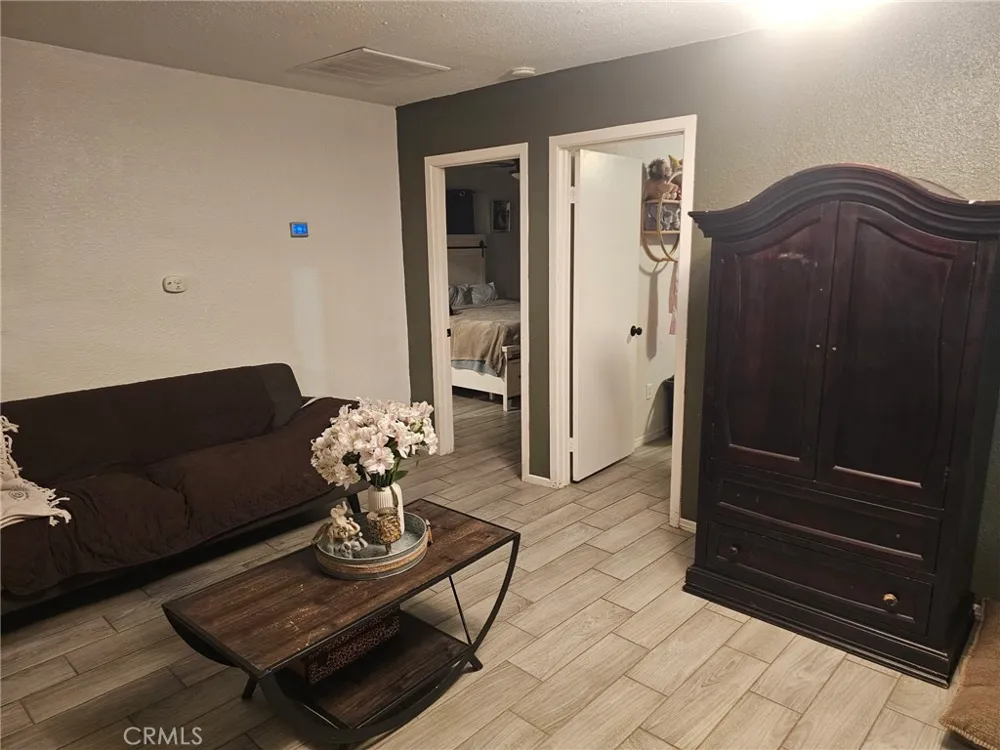 35256 Acacia Yucaipa, CA 92399
