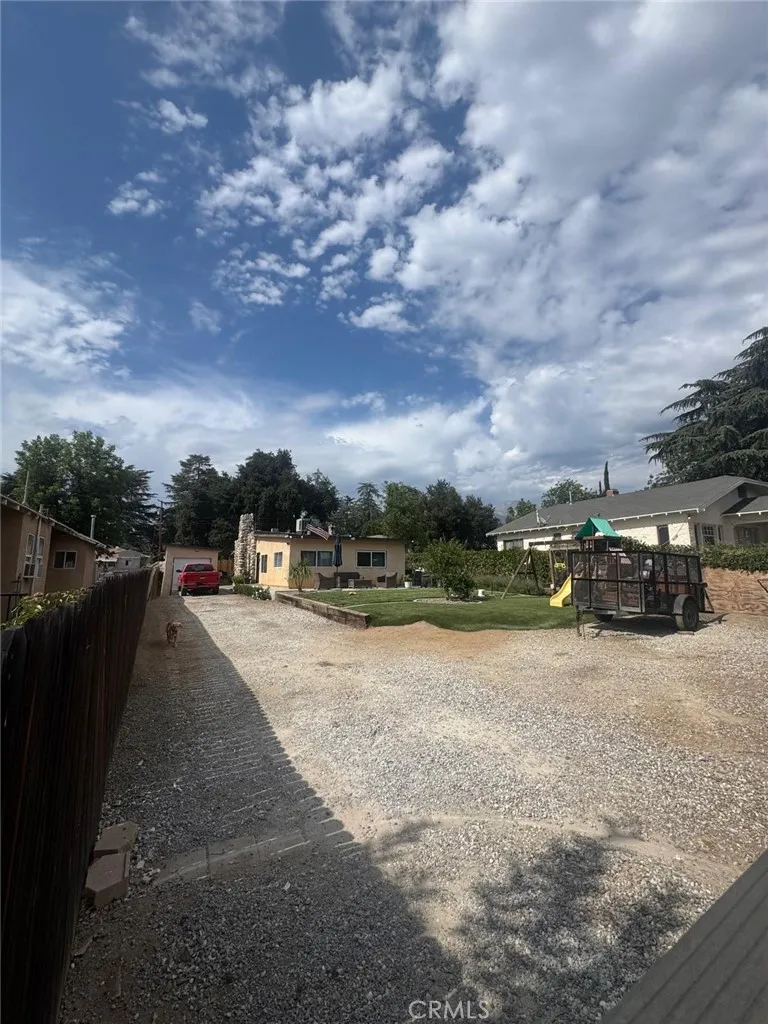 35256 Acacia Yucaipa, CA 92399