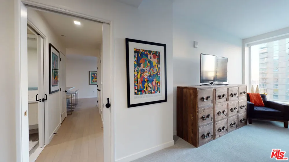 1050 S GRAND AVENUE #1303 Los Angeles, CA 90015