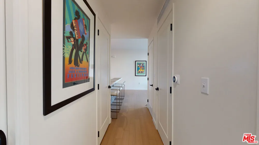 1050 S GRAND AVENUE #1303 Los Angeles, CA 90015