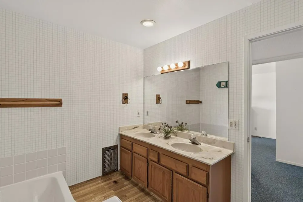 2537 Shoreline Road Bradley, CA 93426