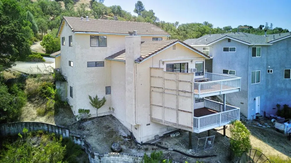 2537 Shoreline Road Bradley, CA 93426