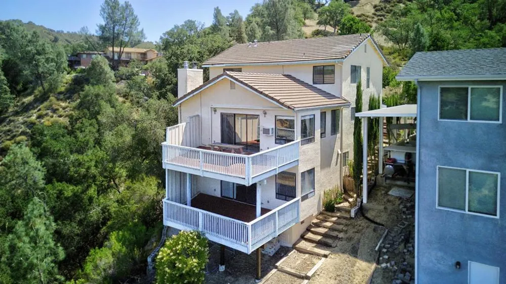 2537 Shoreline Road Bradley, CA 93426