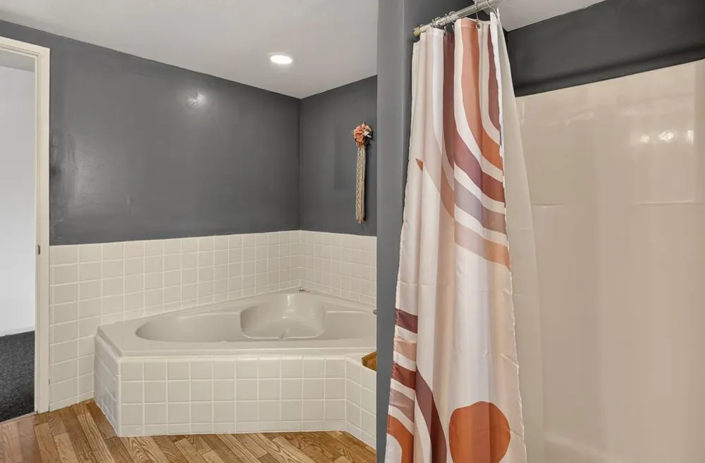 2537 Shoreline Road Bradley, CA 93426