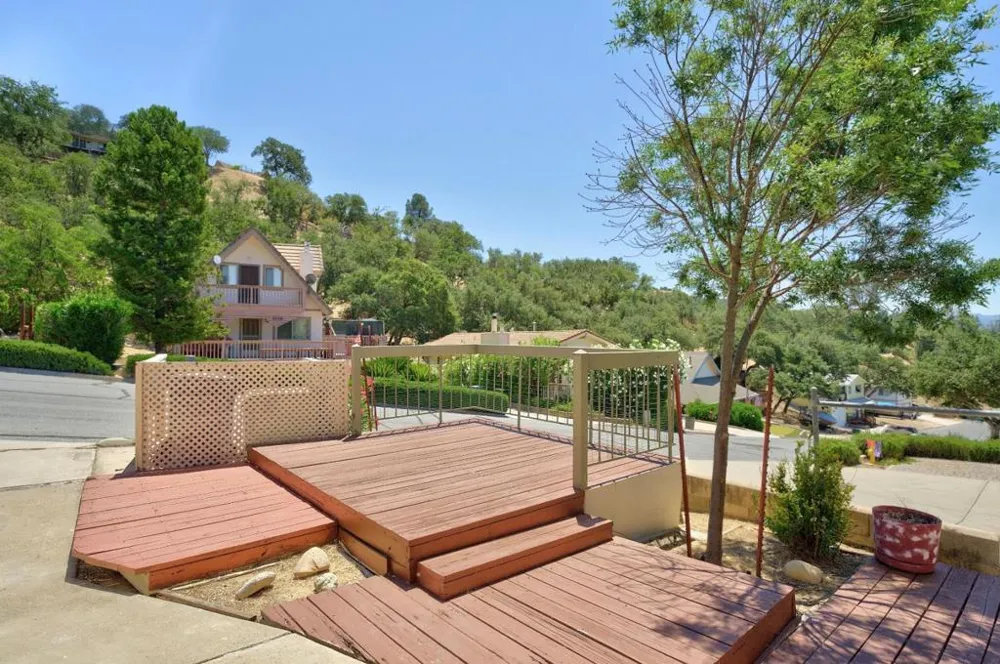 2537 Shoreline Road Bradley, CA 93426