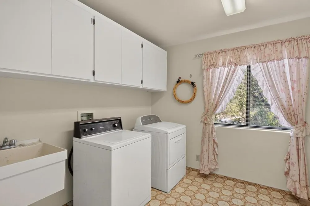 2537 Shoreline Road Bradley, CA 93426