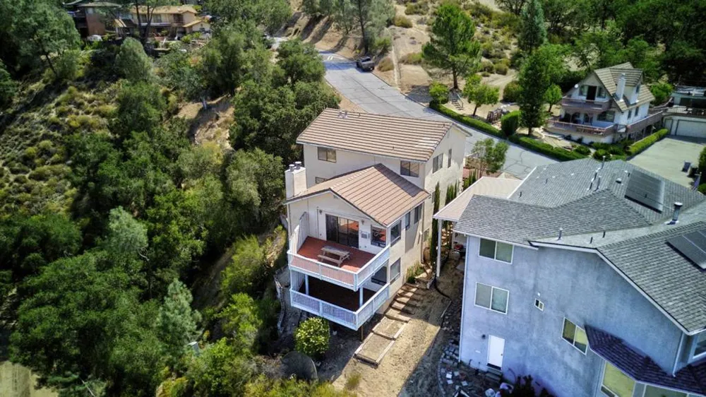 2537 Shoreline Road Bradley, CA 93426