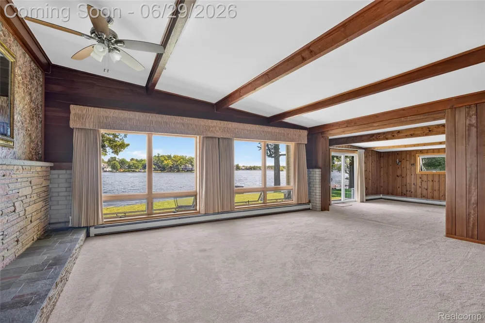 91 Crescent Avenue Lake Orion Village, MI 48362