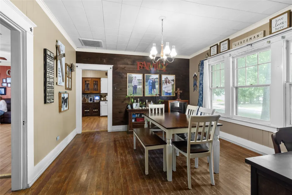 600 Elm Street Teague, TX 75860