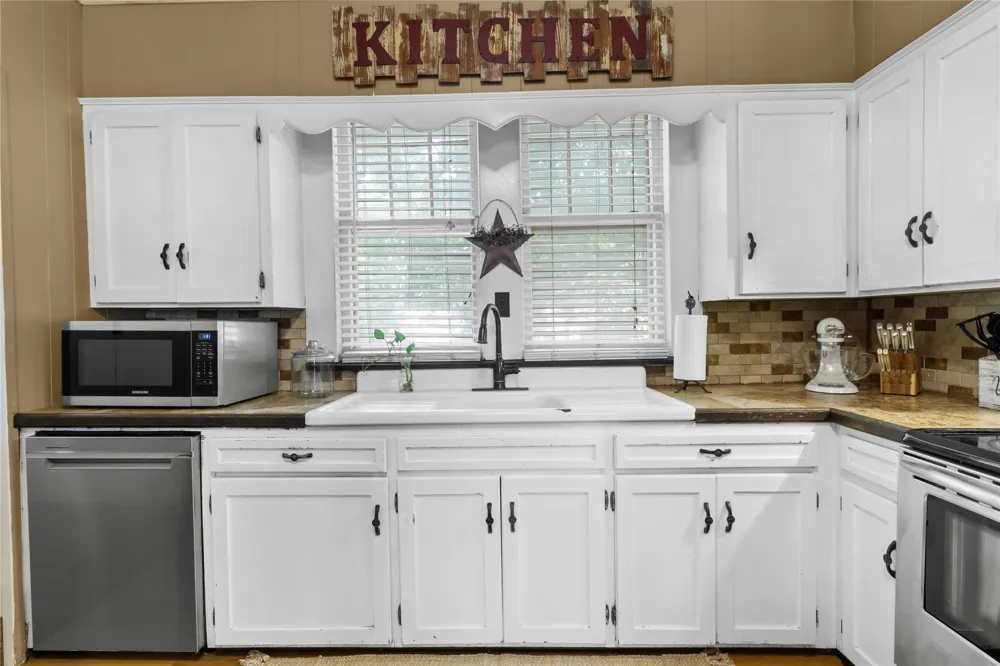 600 Elm Street Teague, TX 75860