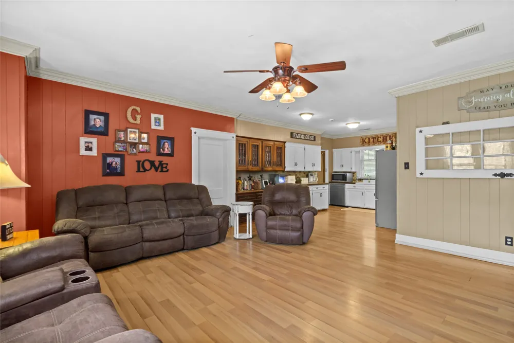 600 Elm Street Teague, TX 75860