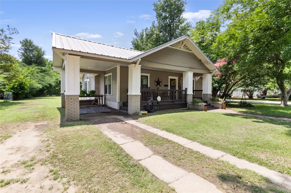 600 Elm Street Teague, TX 75860