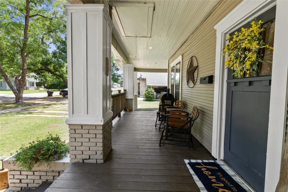 600 Elm Street Teague, TX 75860
