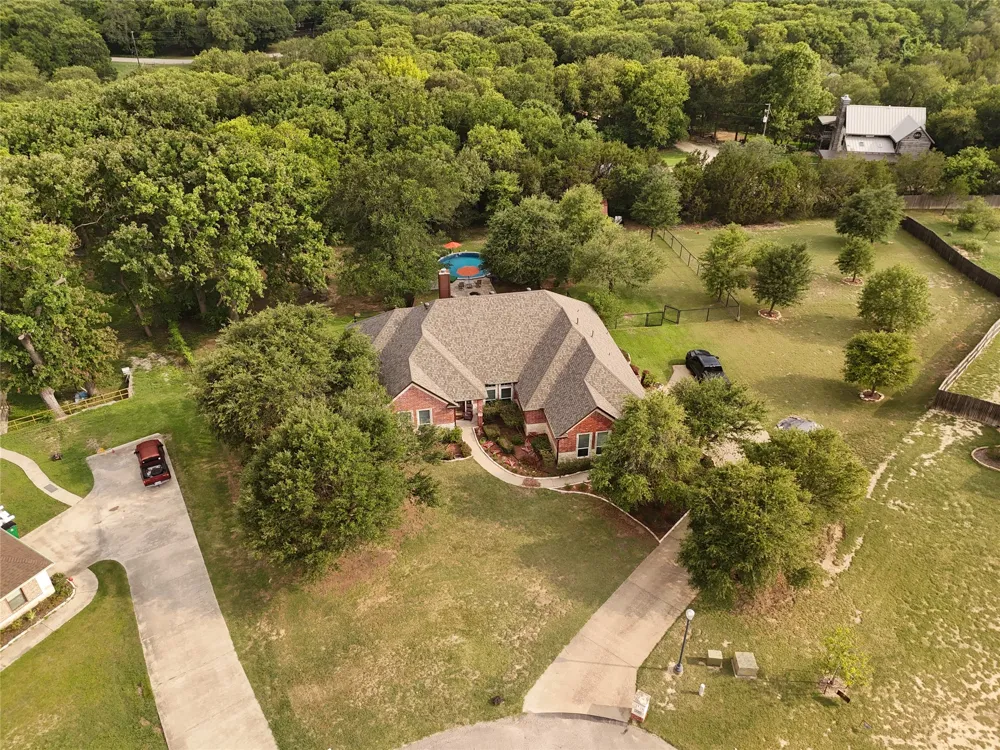 239 Palomino Court Cresson, TX 76035