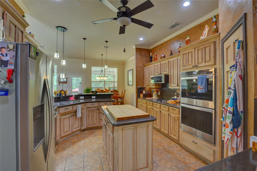 239 Palomino Court Cresson, TX 76035