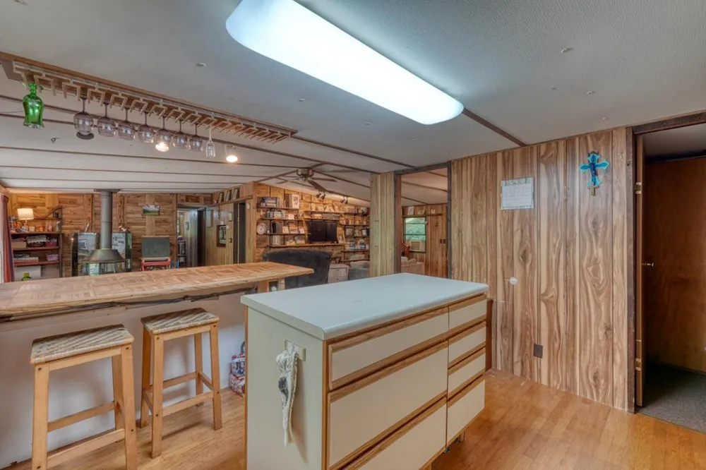 9258 Hwy 60 Suches, GA 30572