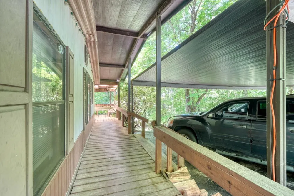 9258 Hwy 60 Suches, GA 30572