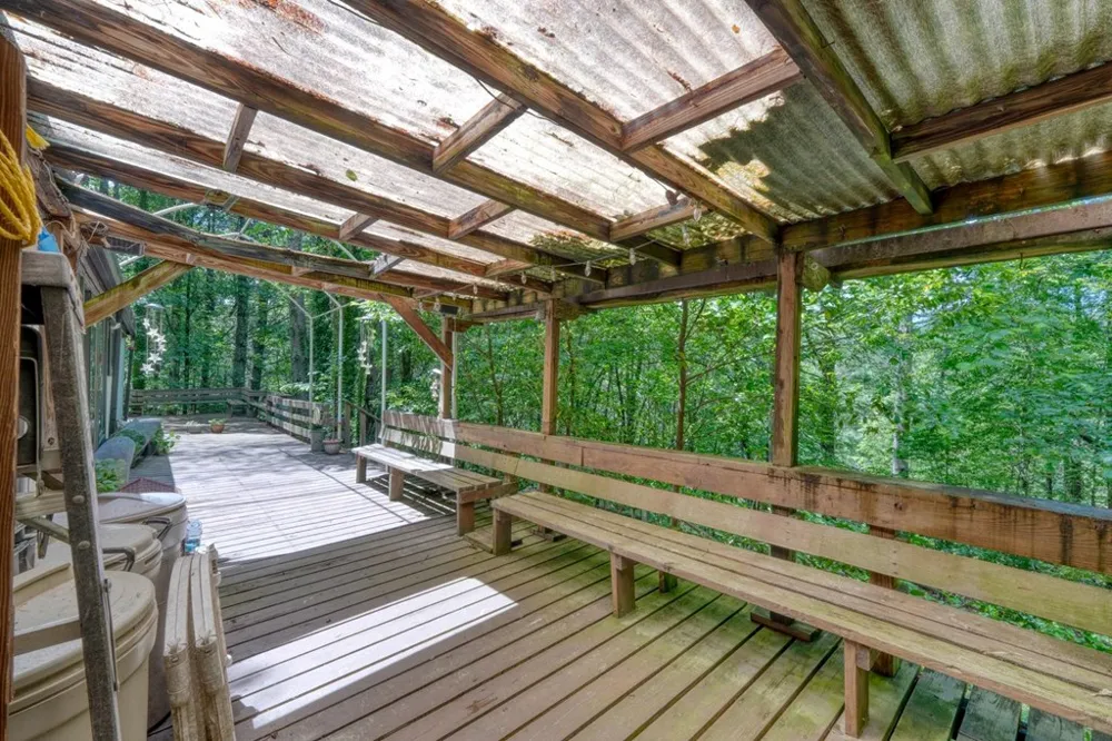 9258 Hwy 60 Suches, GA 30572