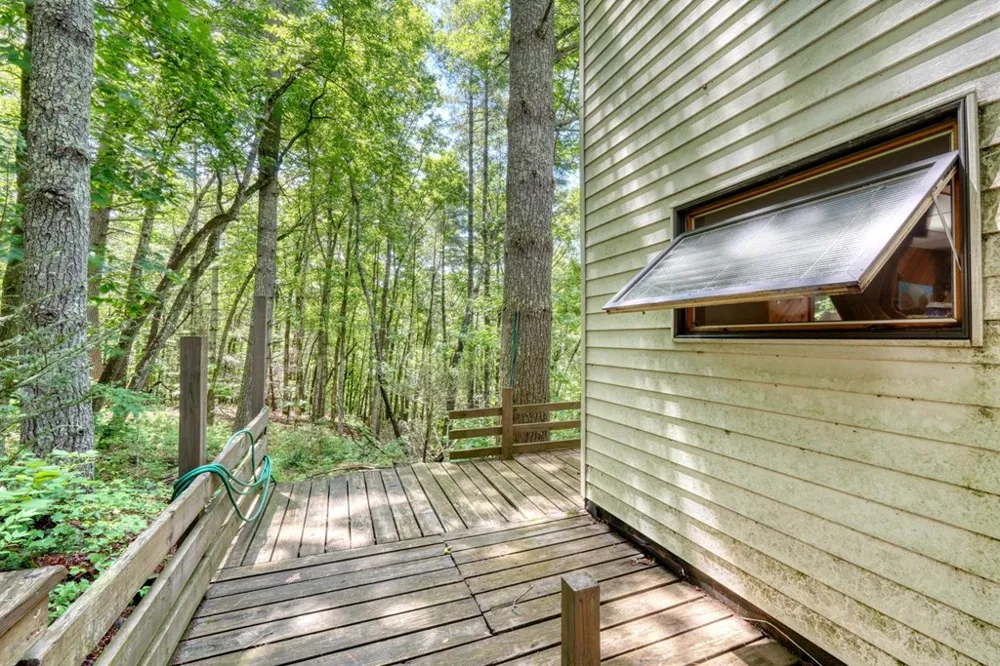 9258 Hwy 60 Suches, GA 30572