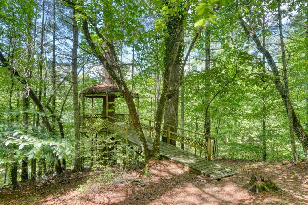 9258 Hwy 60 Suches, GA 30572