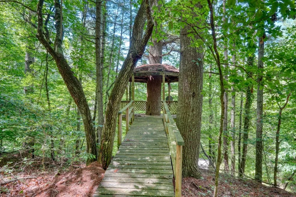 9258 Hwy 60 Suches, GA 30572