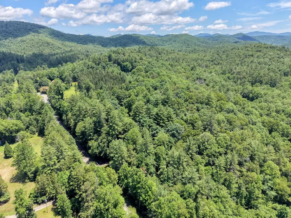 9258 Hwy 60 Suches, GA 30572