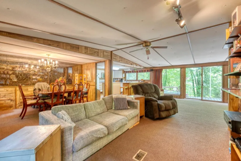 9258 Hwy 60 Suches, GA 30572