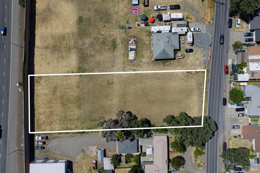 2154 Corby Avenue Santa Rosa, CA 95407